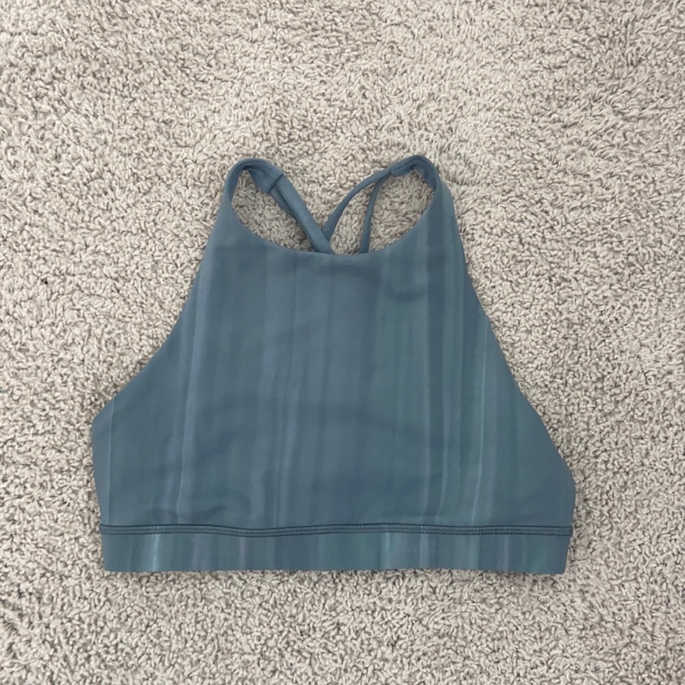 Lululemon high neck sports bra